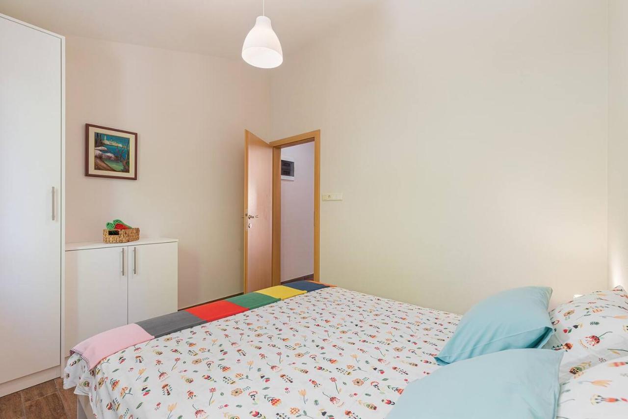 E&T Apartments With A Beautiful Pool ラバック エクステリア 写真
