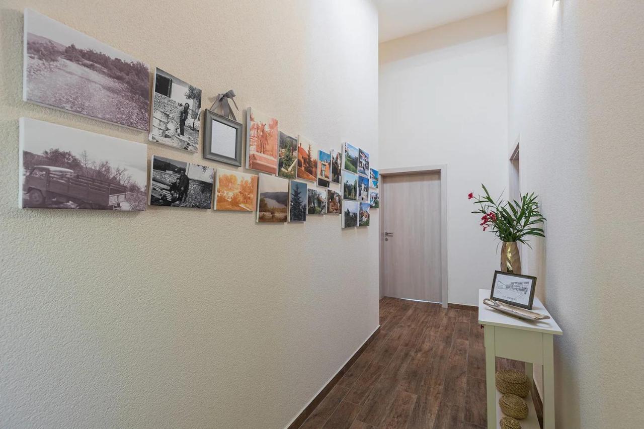 E&T Apartments With A Beautiful Pool ラバック エクステリア 写真